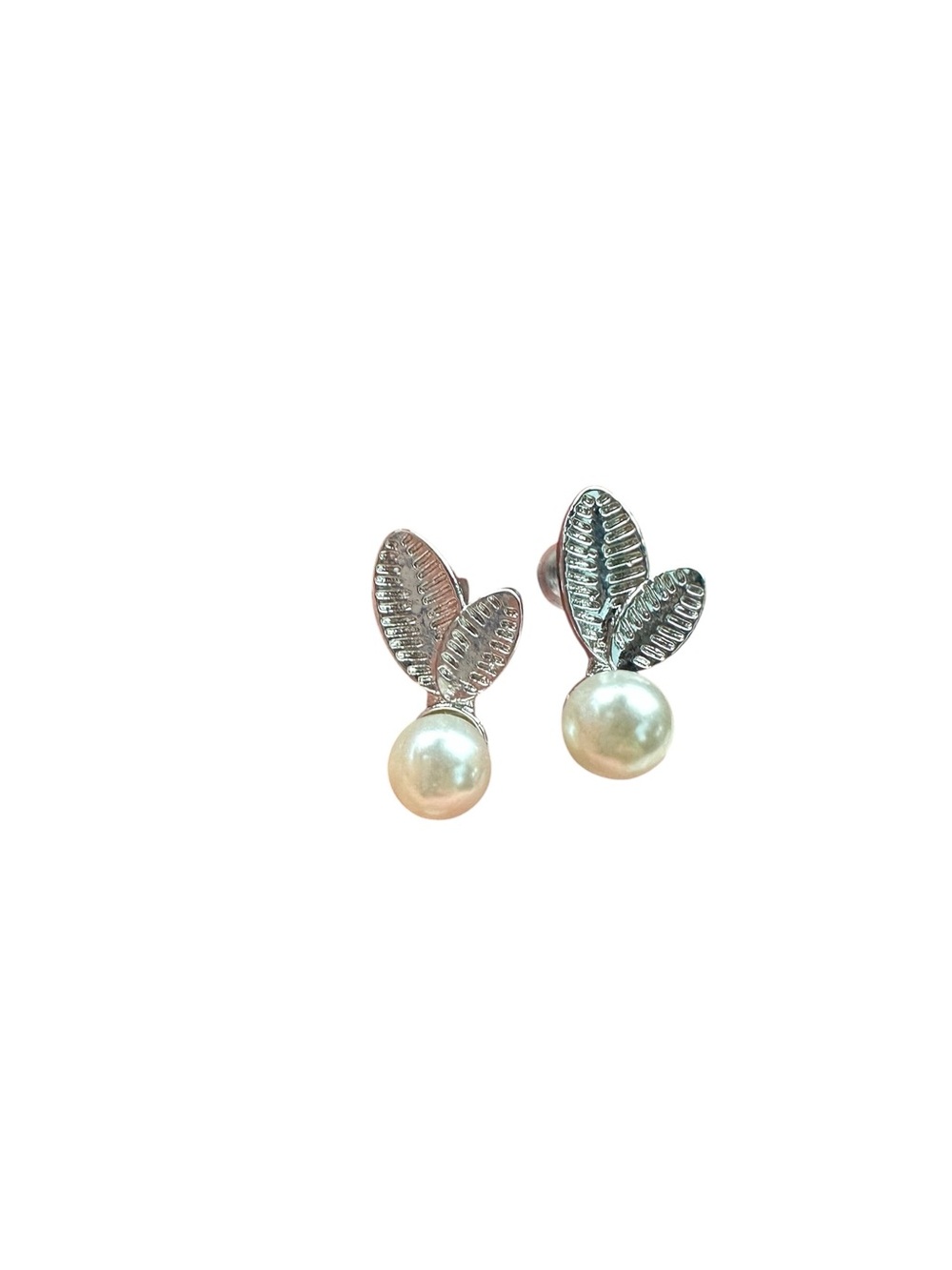 Silver Engraved Leaf Design Stud Earrings with Pearl Accent